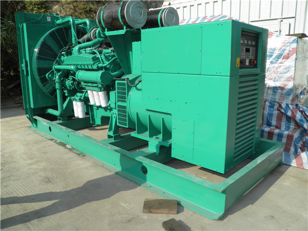保定发电车出租-柴油发电机散热器怎样散热