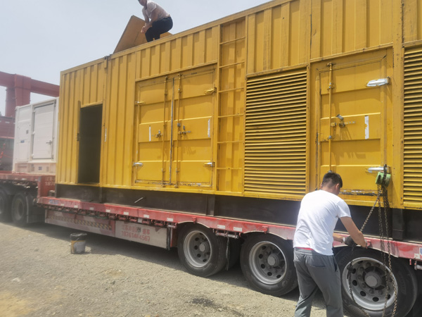 保定除了负载情况和发动机维护，还有哪些因素会影响 200kw 柴油发电机的油耗？