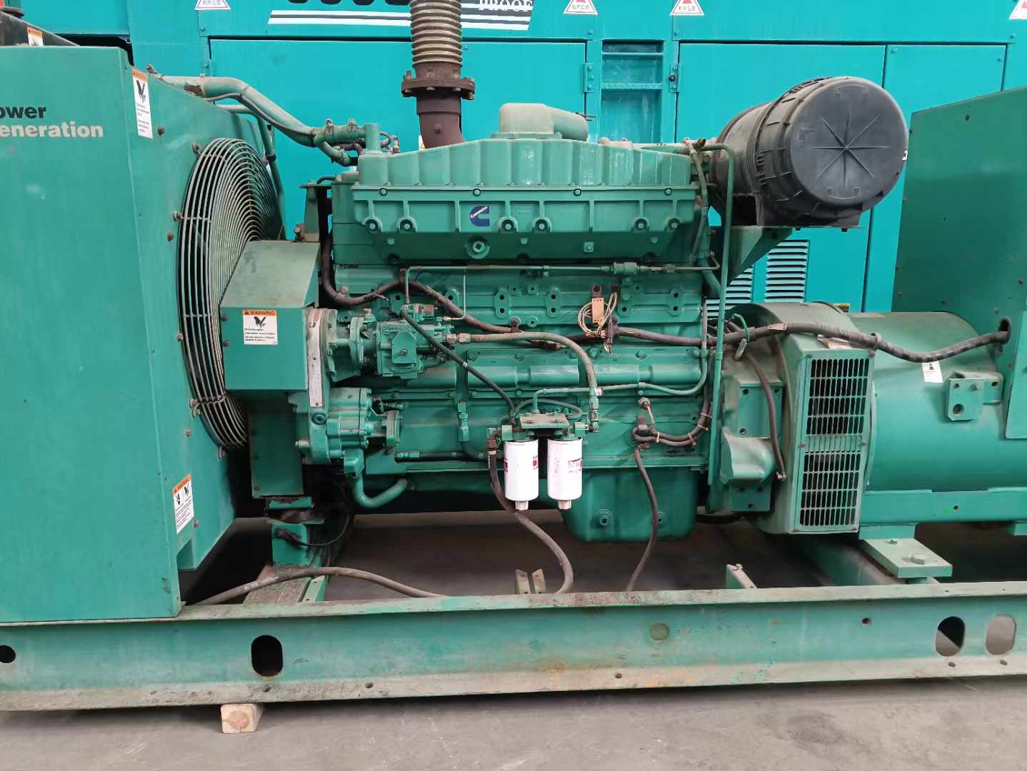 保定过载会对 600kW 柴油发电机组造成哪些损害？