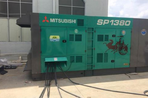 保定为什么有些柴油发电机组的输出电压可以调节？