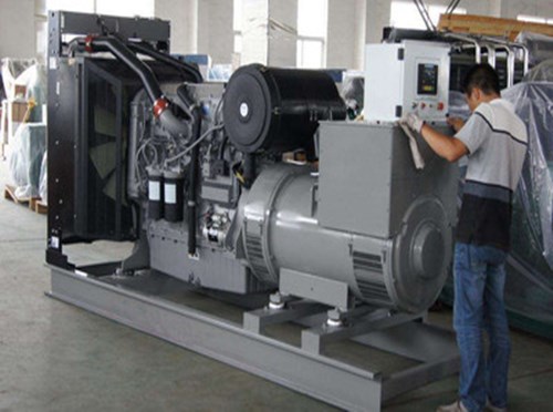 保定柴油发电机组和储能设备配合使用的案例