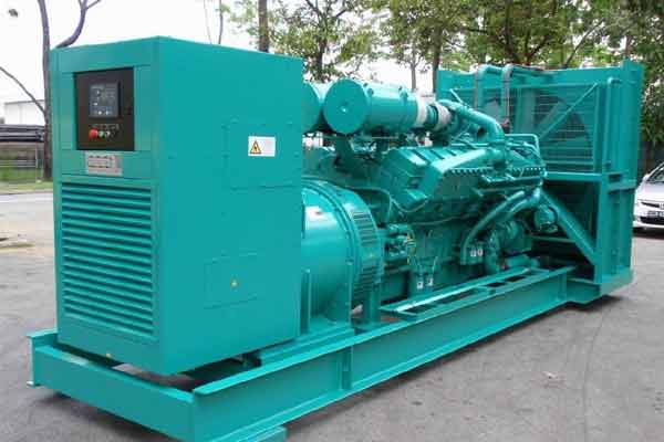 保定柴油发电机组电压不稳定怎样维修？